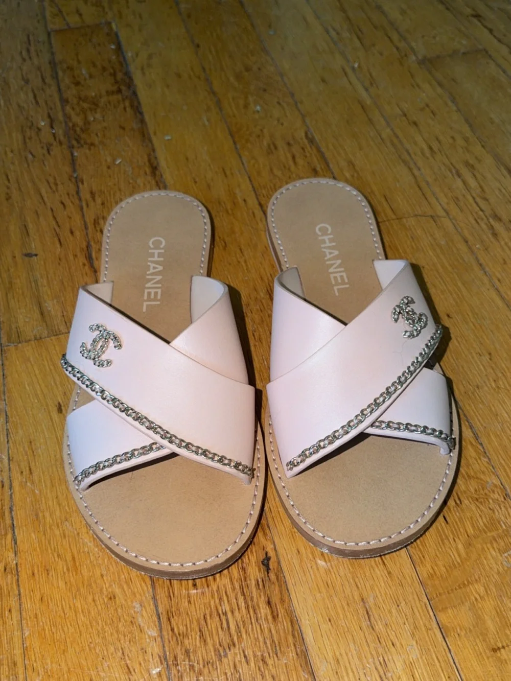 CHANEL Blush Pink Leather Slide Sandals with Gold Chain Trim
